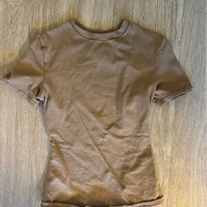 Skims Tan Short Sleeve Tee